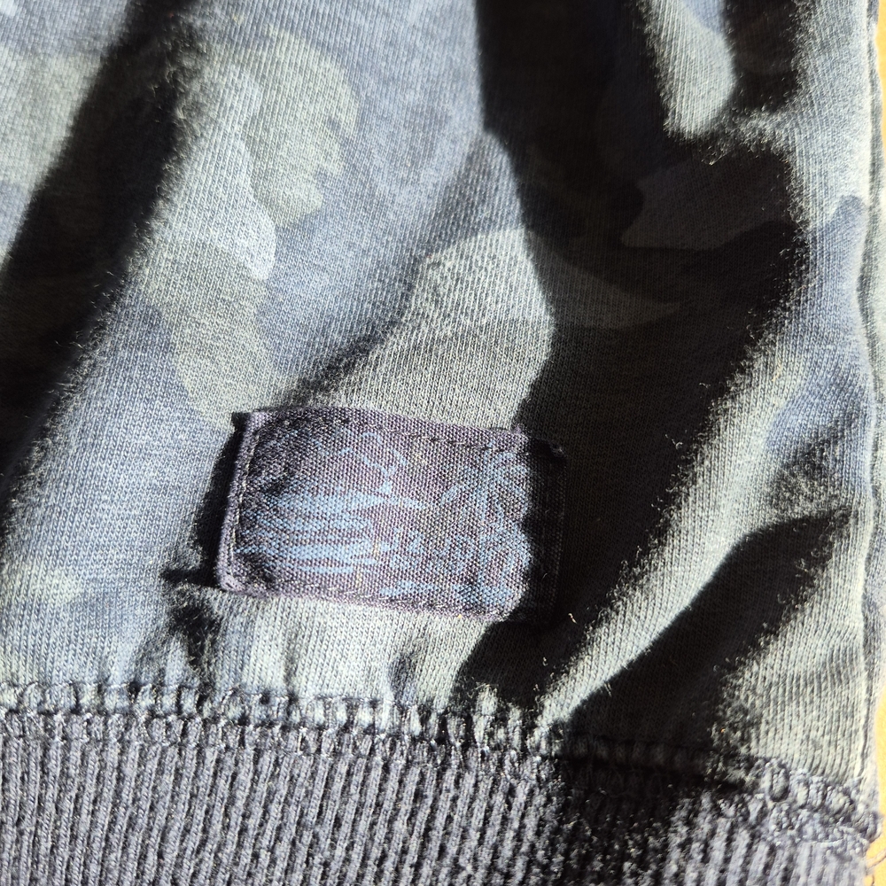 Izod Saltwater, Blue Camouflage Sweatshirt 2558/252 - Picture 5 of 9